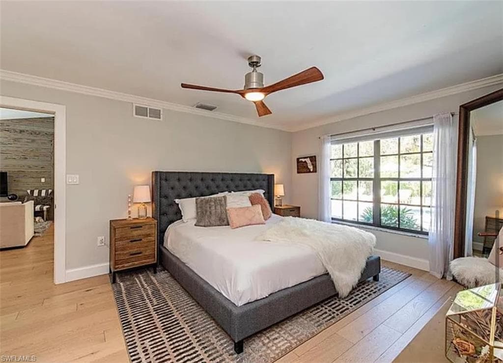 3661 7th AVE SW, NAPLES FL 34117-8