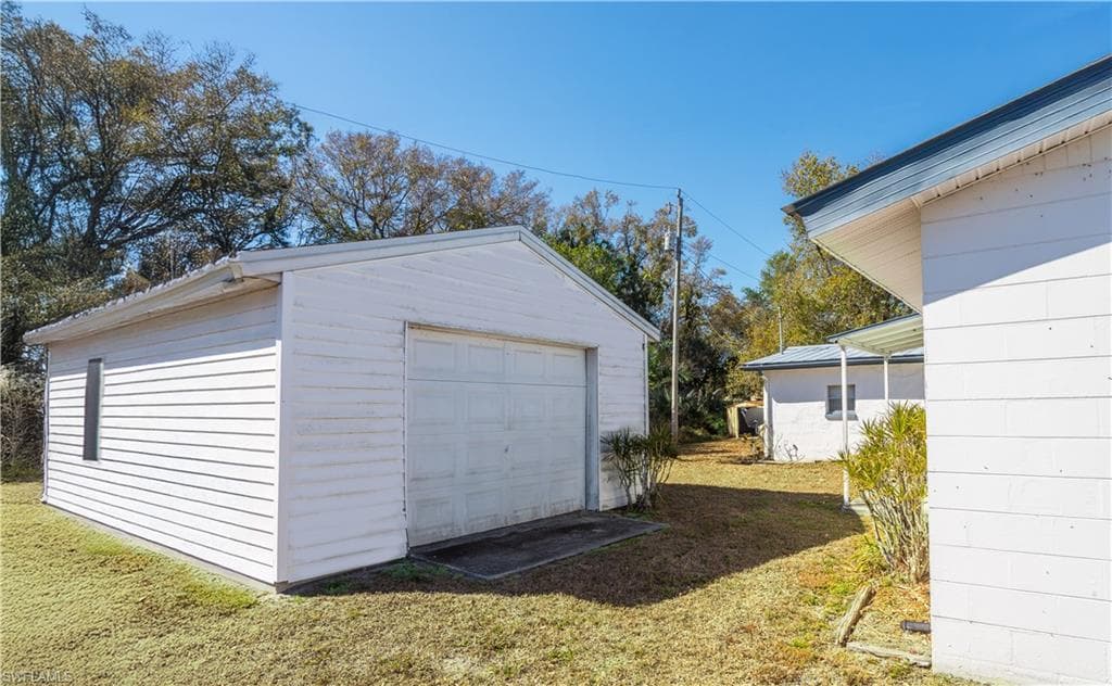 3732 Richard RD, NORTH FORT MYERS FL 33903-2