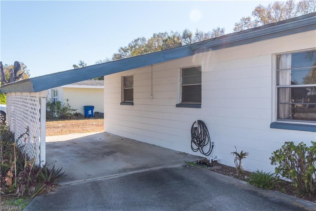 3732 Richard RD, NORTH FORT MYERS FL 33903-4
