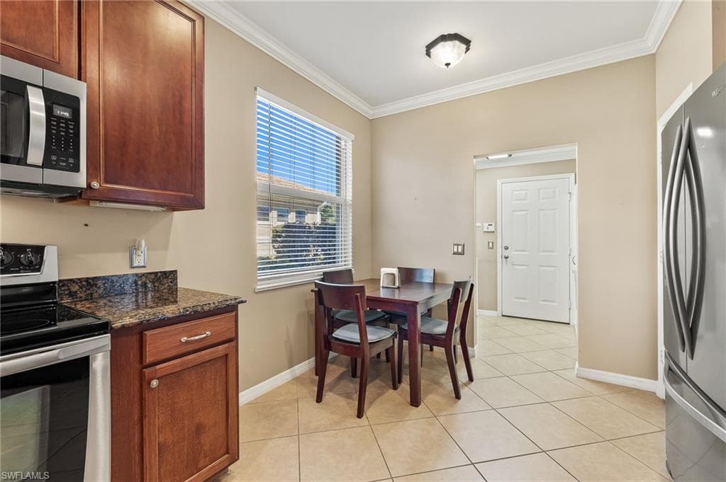 10614 Camarelle CIR N-5