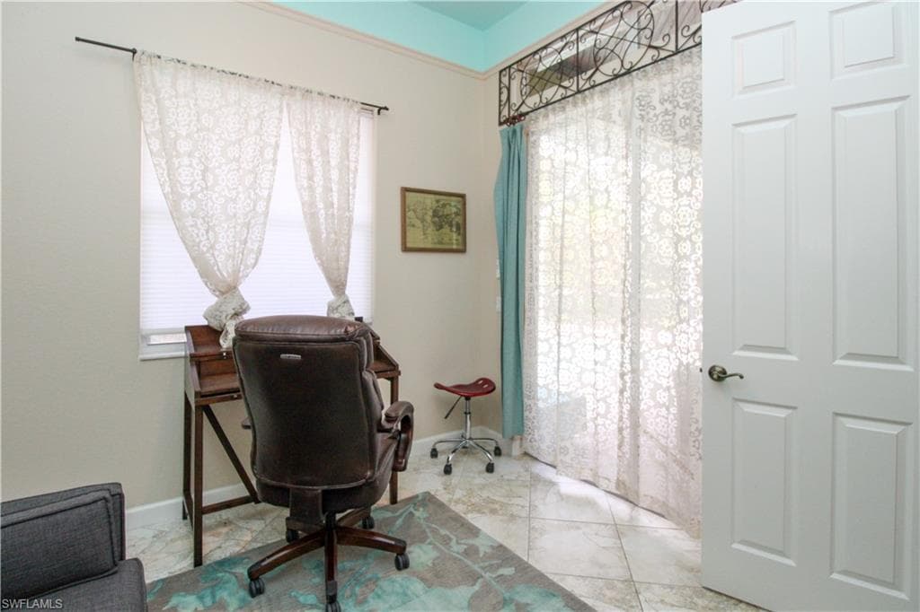 627 Soliel DR-25