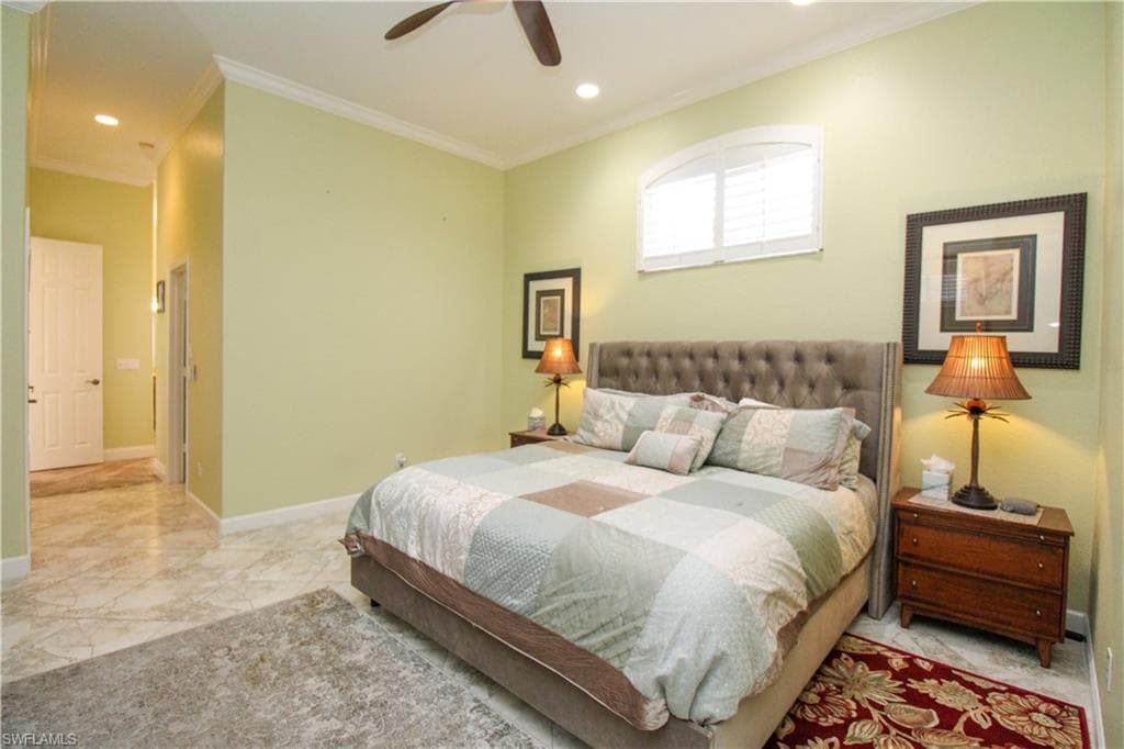 627 Soliel DR-21