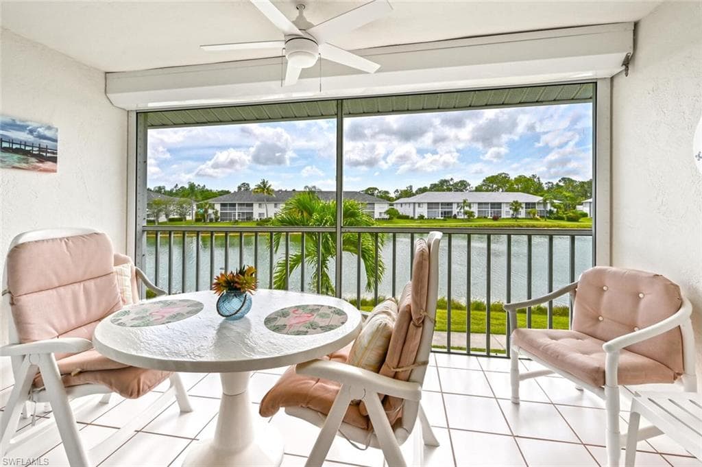 515 Gabriel CIR # 1910, NAPLES FL 34104-16