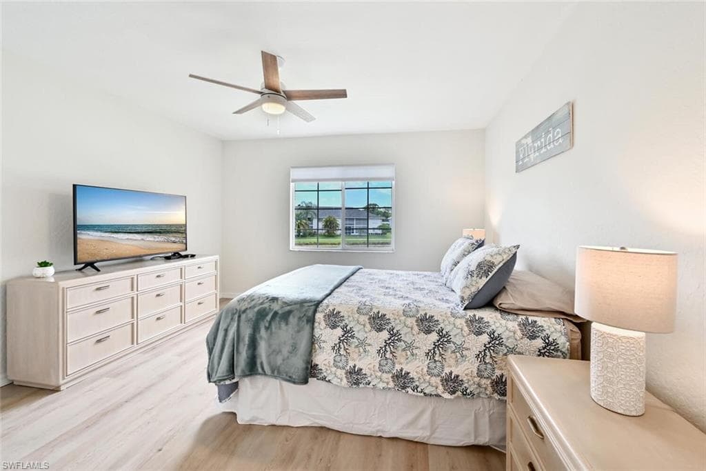 515 Gabriel CIR # 1910, NAPLES FL 34104-6