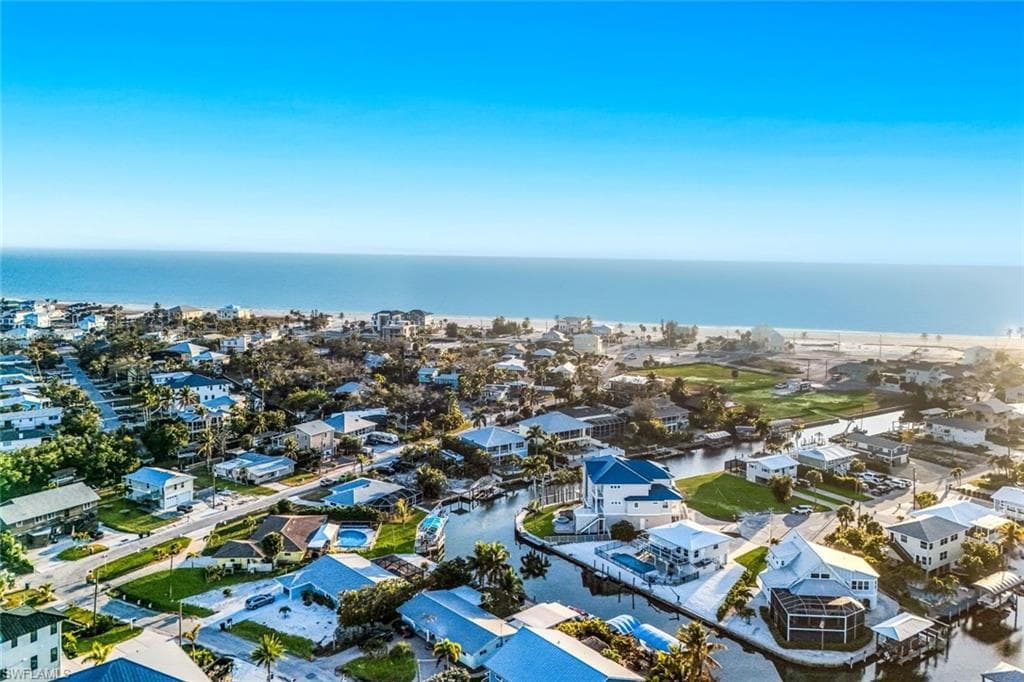 231 Sterling AVE, FORT MYERS BEACH FL 33931-45