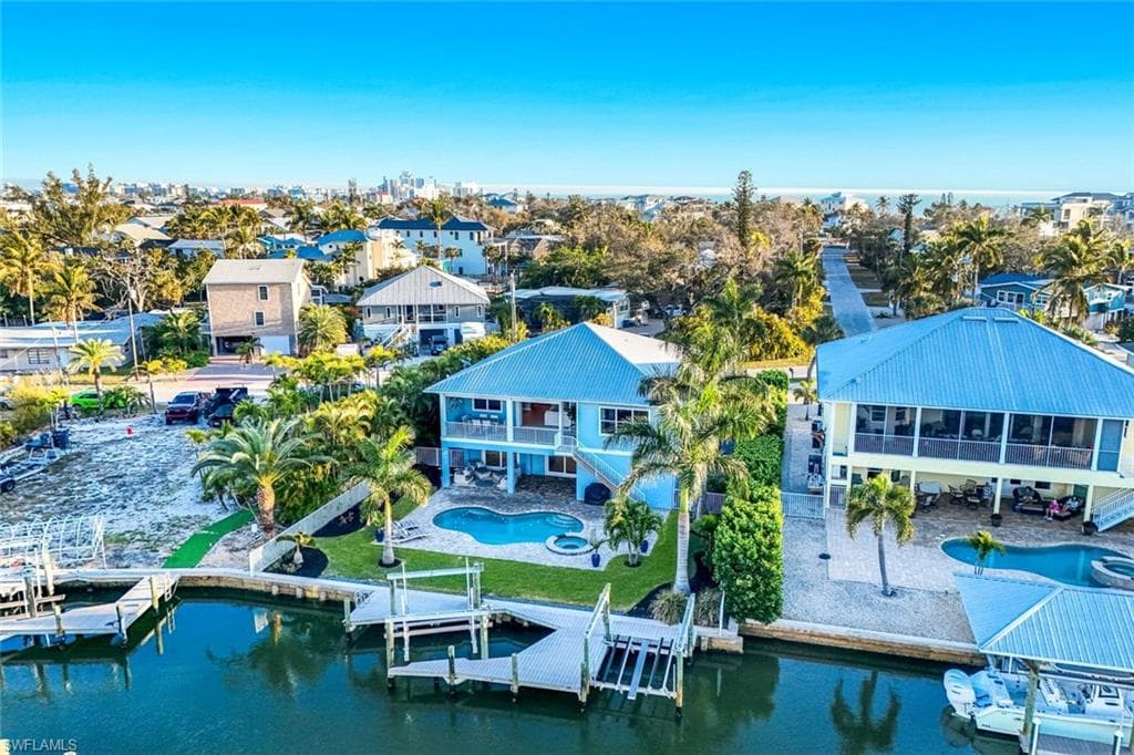 231 Sterling AVE, FORT MYERS BEACH FL 33931-42