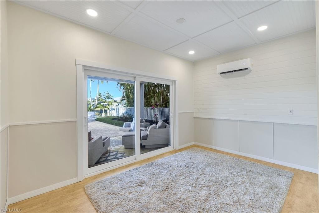 231 Sterling AVE, FORT MYERS BEACH FL 33931-25