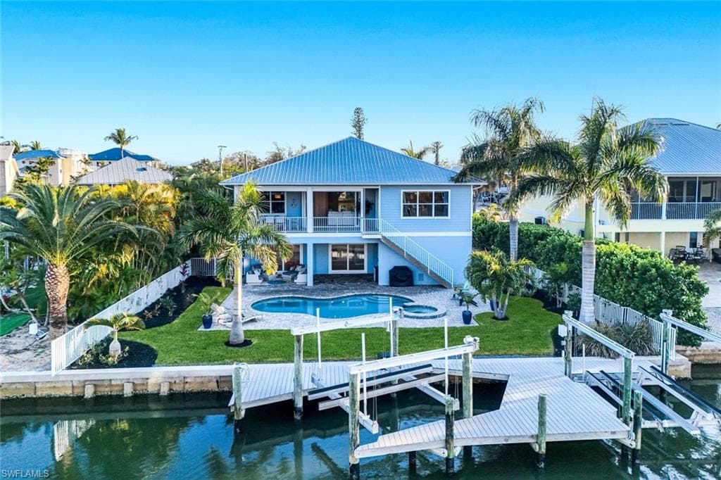 231 Sterling AVE, FORT MYERS BEACH FL 33931-29