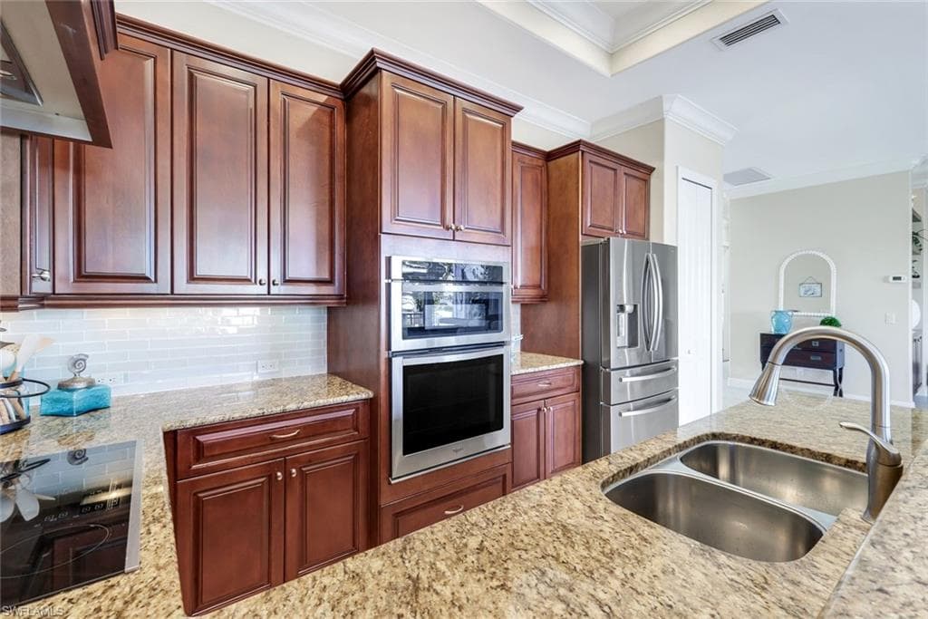 231 Sterling AVE, FORT MYERS BEACH FL 33931-9