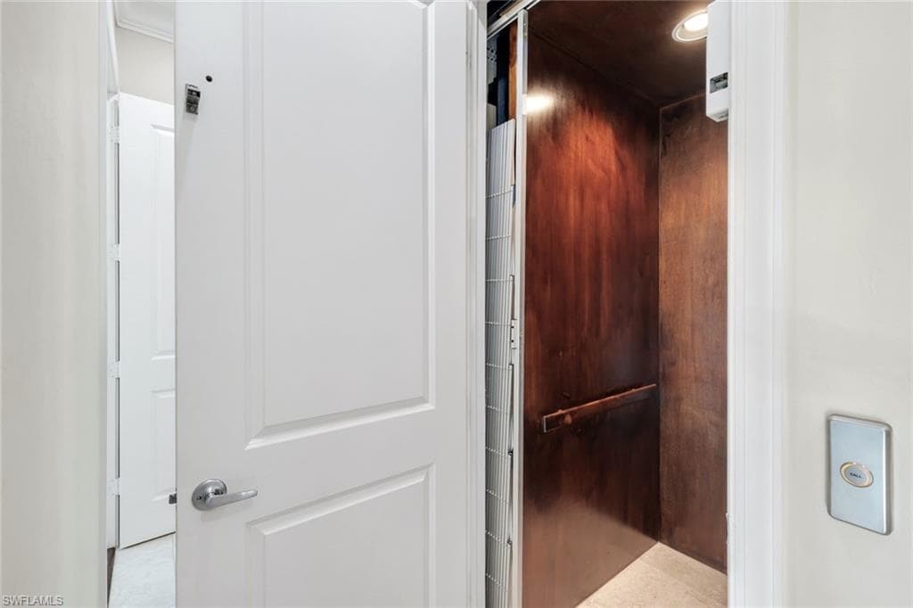 231 Sterling AVE, FORT MYERS BEACH FL 33931-14