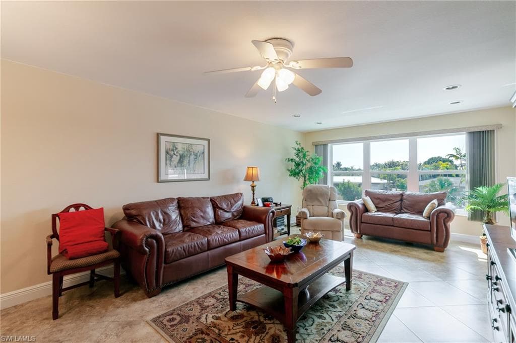 208 Cape Coral PKWY E 208-4