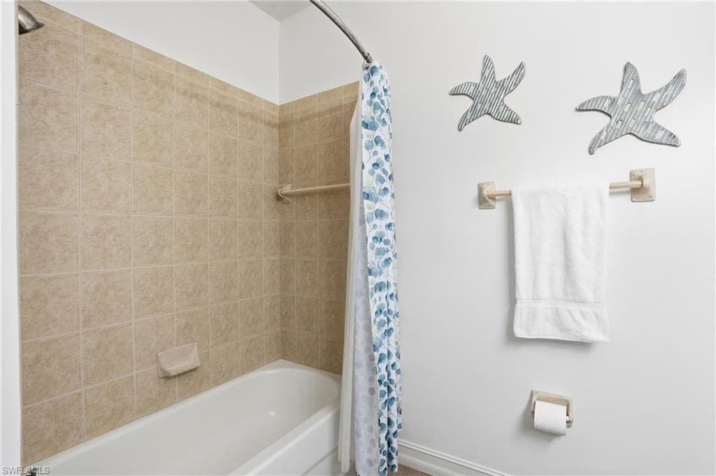 9340 Triana TER # 4, FORT MYERS FL 33912-33