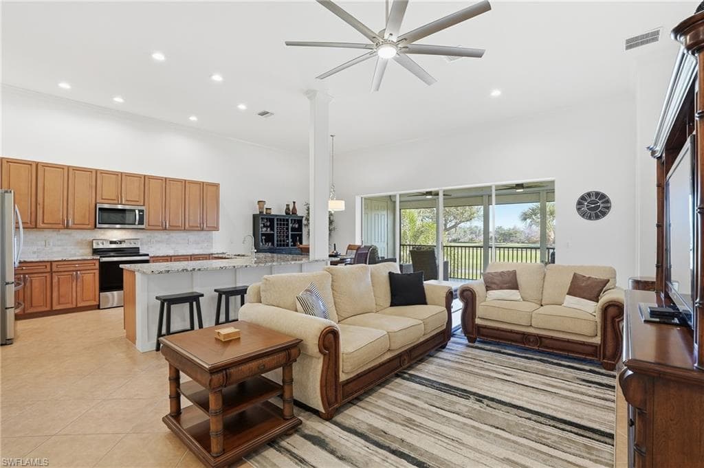 9340 Triana TER # 4, FORT MYERS FL 33912-43