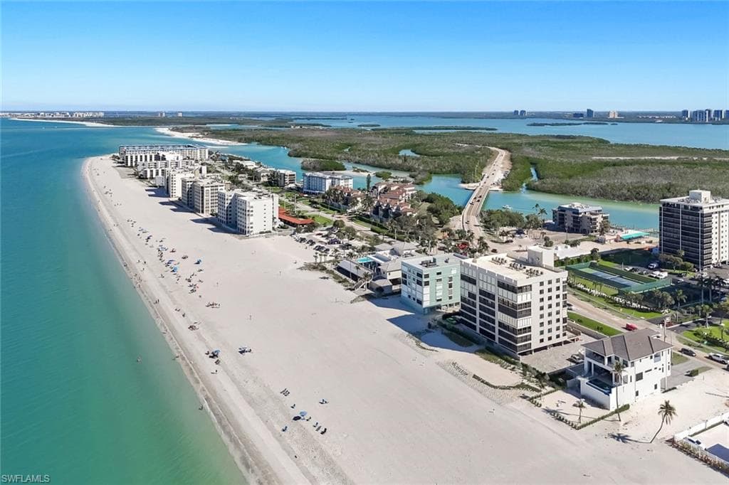 26140 Hickory BLVD # 103, BONITA SPRINGS FL 34134-1