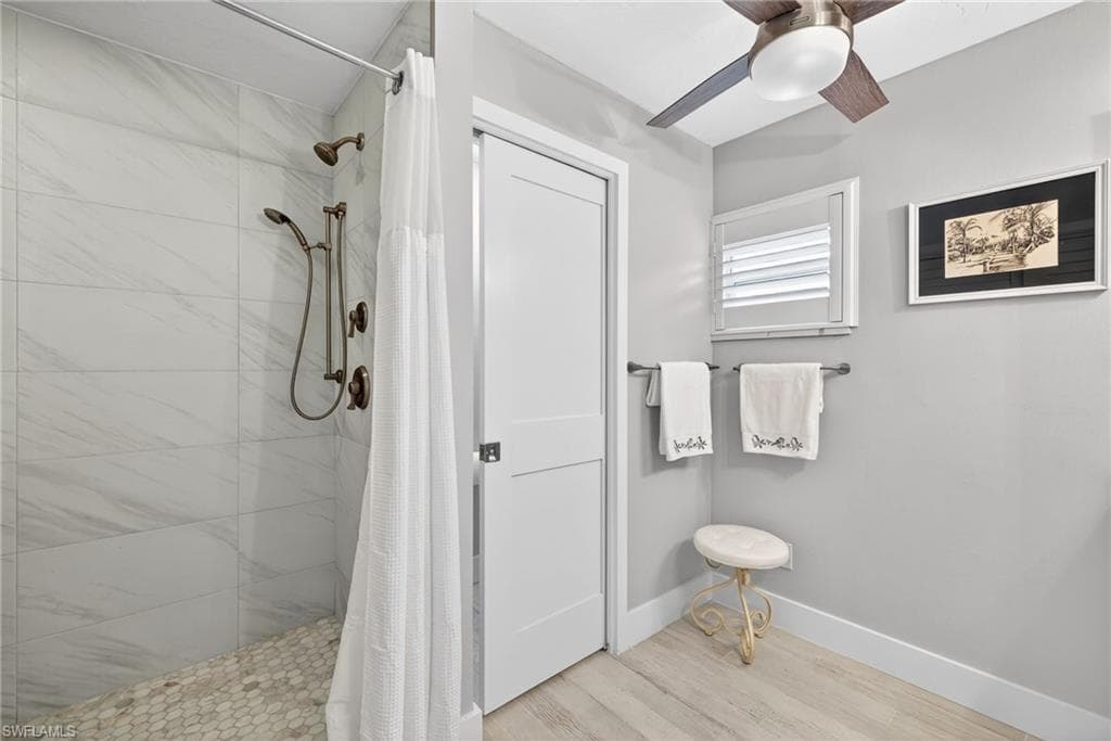 590 Boulder DR, SANIBEL FL 33957-15