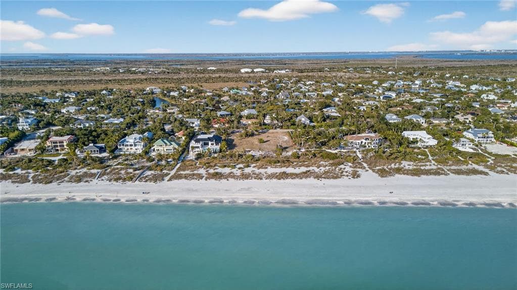 590 Boulder DR, SANIBEL FL 33957-35