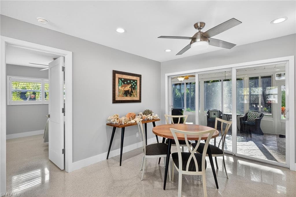 590 Boulder DR, SANIBEL FL 33957-4