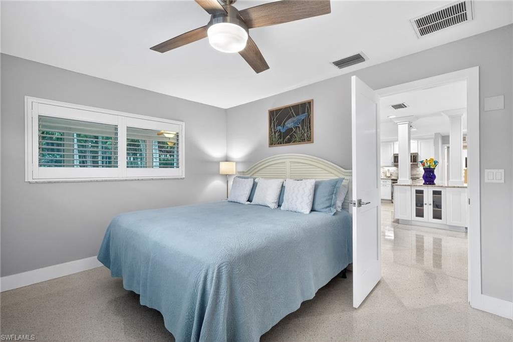 590 Boulder DR, SANIBEL FL 33957-14