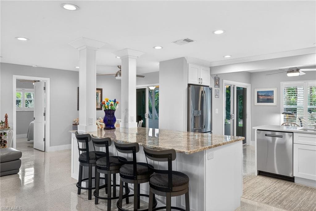 590 Boulder DR, SANIBEL FL 33957-7