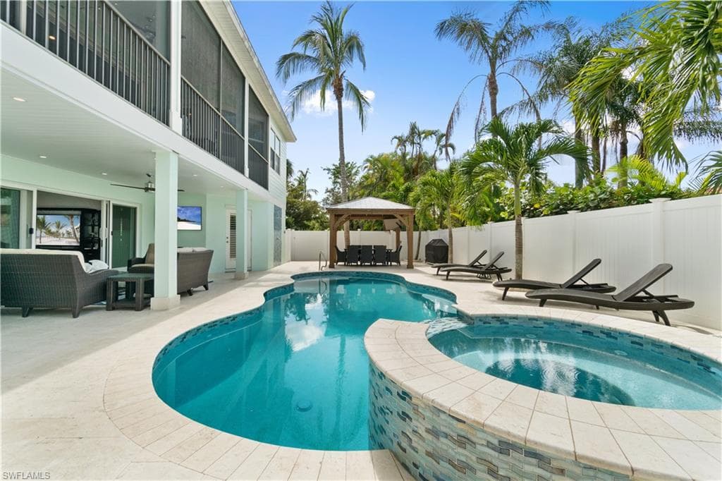 27140 Brendan WAY, BONITA SPRINGS FL 34135-40