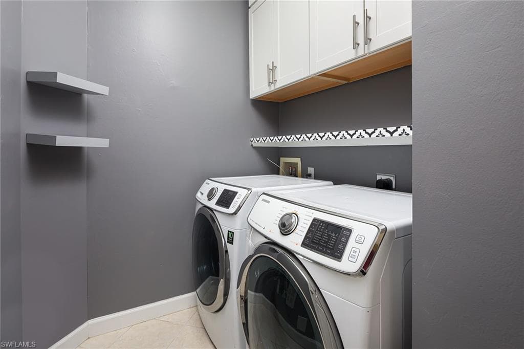 3042 Driftwood WAY 4808-15