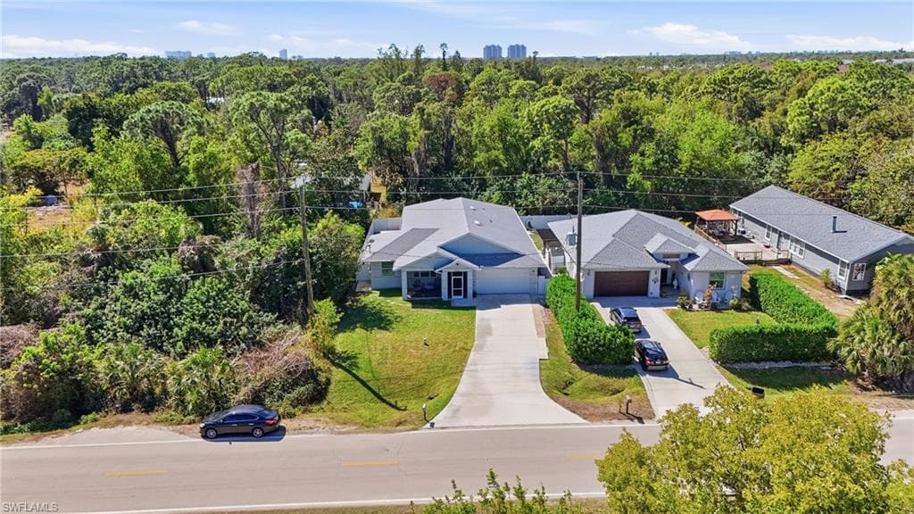 20230 Trailside DR, ESTERO FL 33928-4