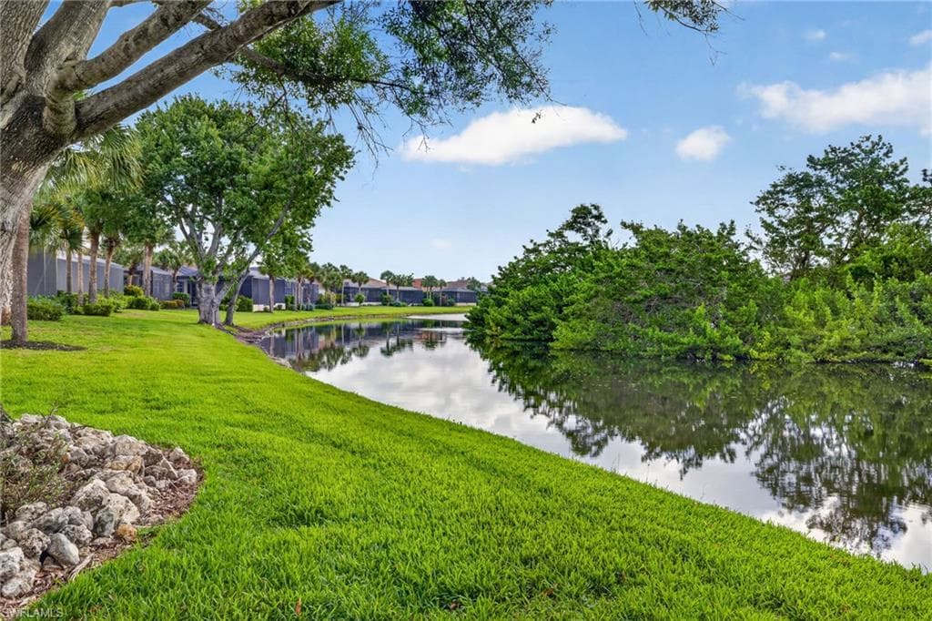 8923 Dartmoor WAY-27