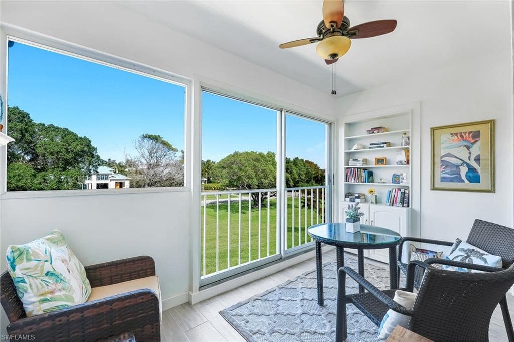 668 Broad AVE S # J668, NAPLES FL 34102-16