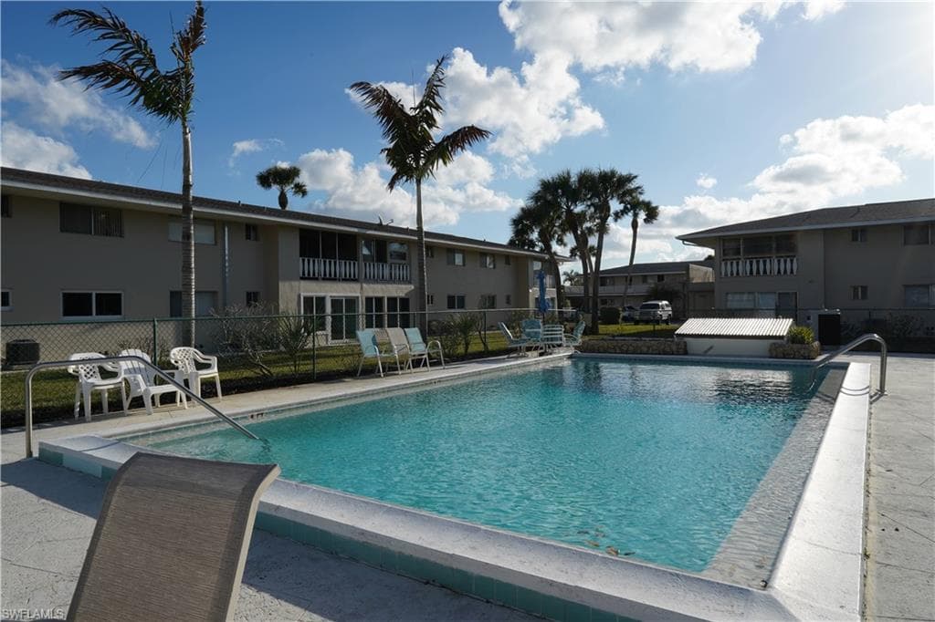 349 Joel BLVD 201-15