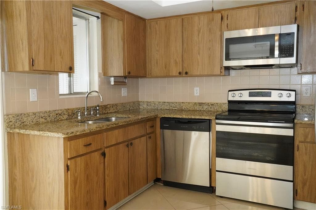 349 Joel BLVD 201-6