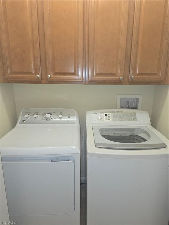 1256 Carpazi CT # 502, NAPLES FL 34105-4