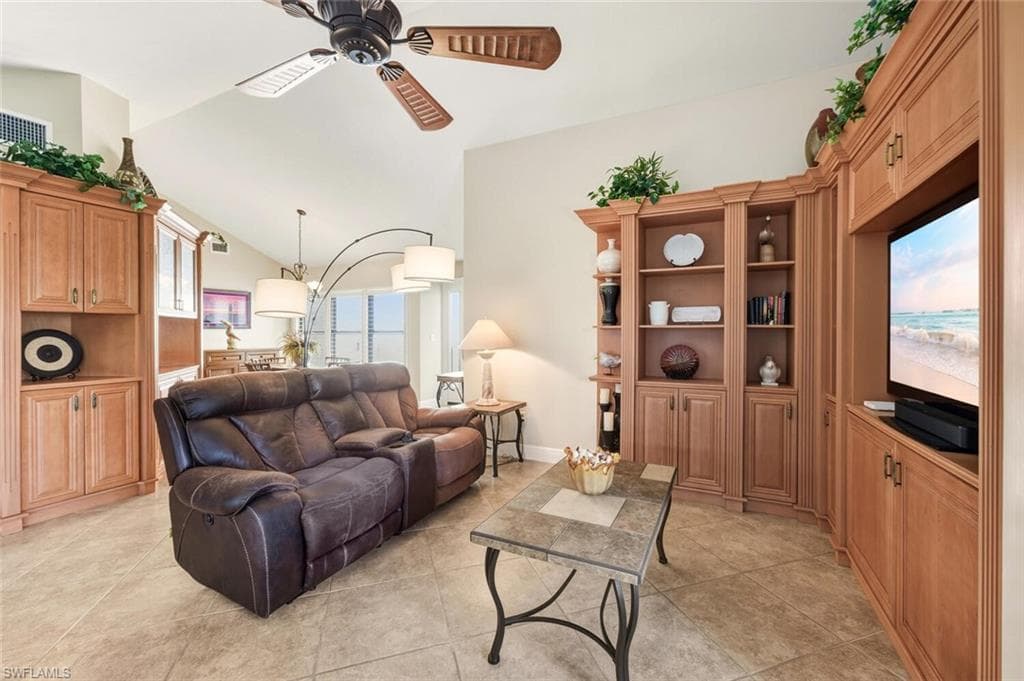 738 Reef Point CIR-5