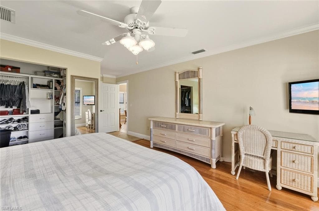 738 Reef Point CIR-18