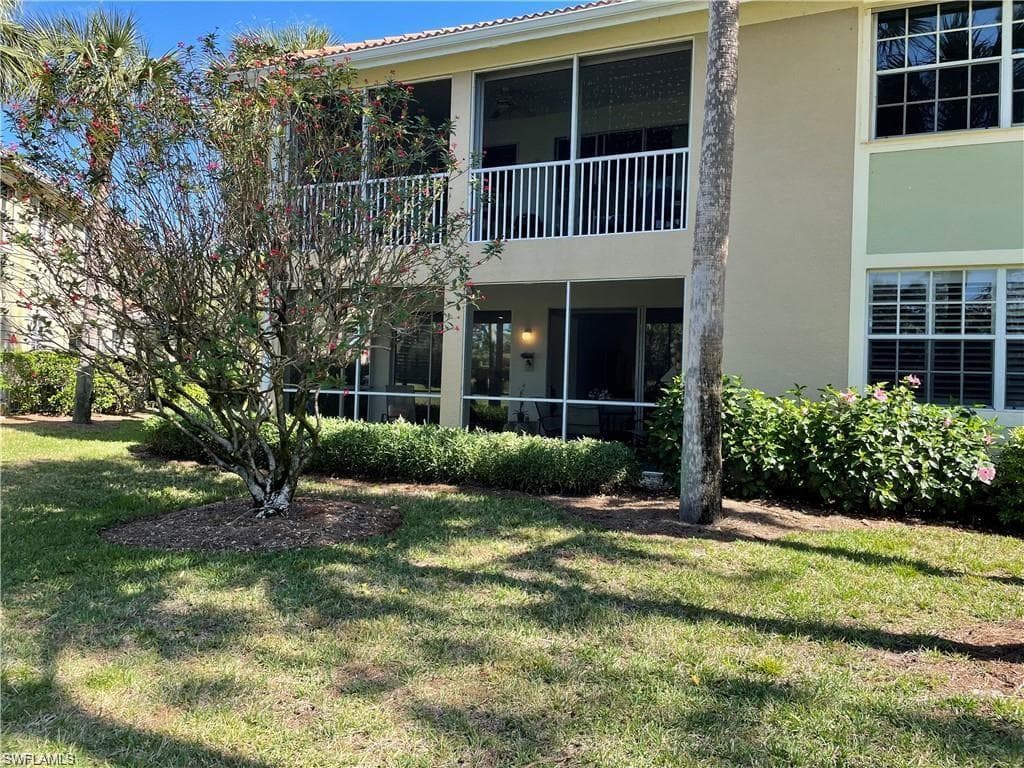 2288 Ashton Oaks LN # 103, NAPLES FL 34109-23