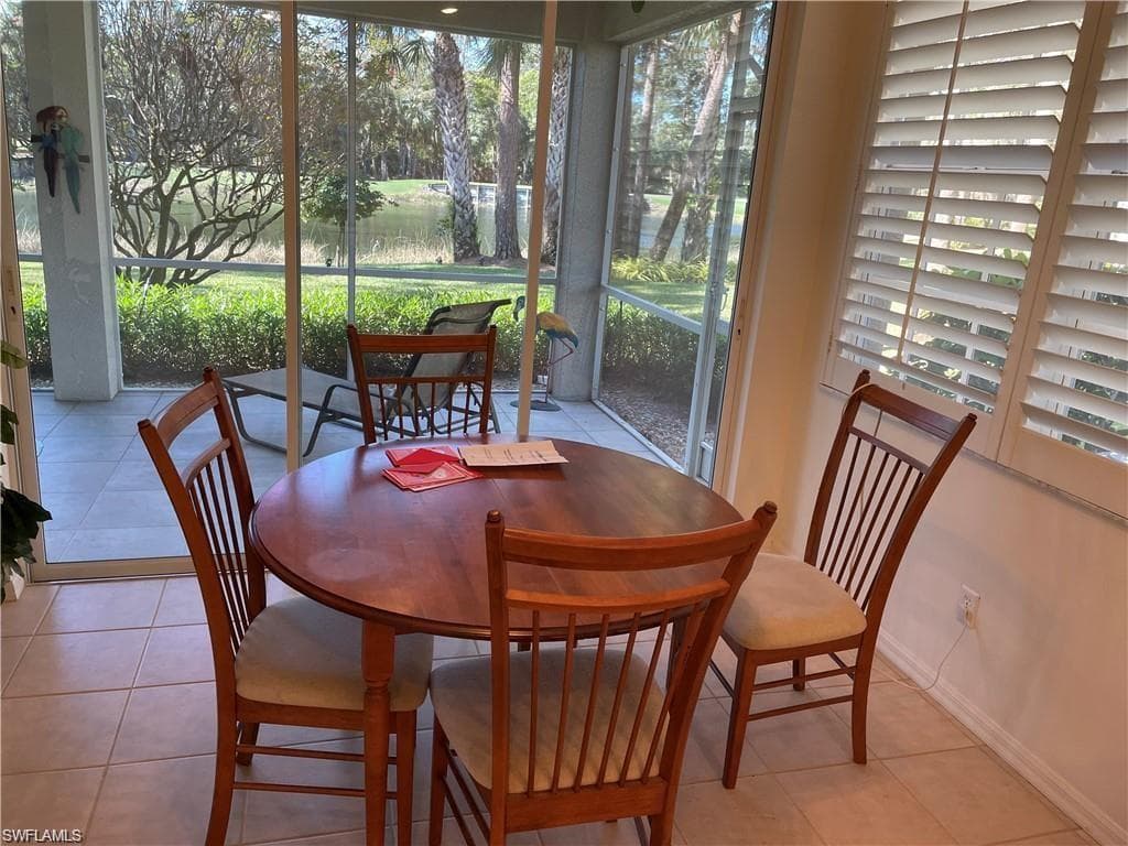 2288 Ashton Oaks LN # 103, NAPLES FL 34109-7