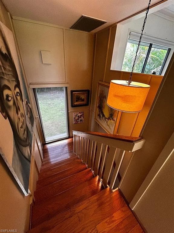 1702 Hill AVE-19