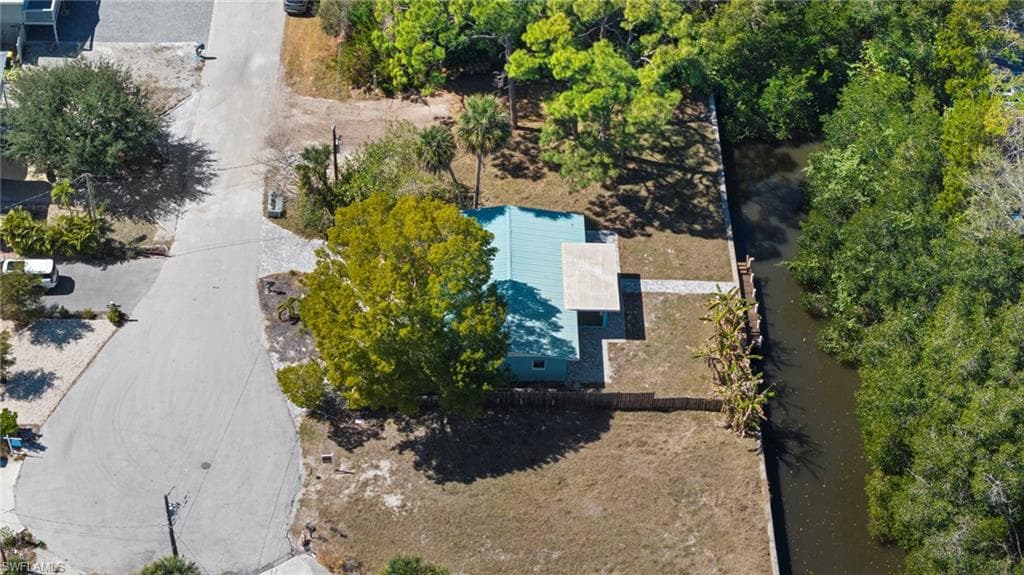 47 River CT-40