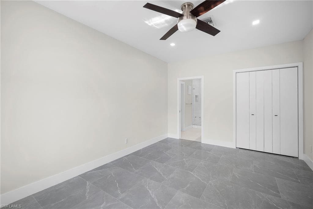 47 River CT-28