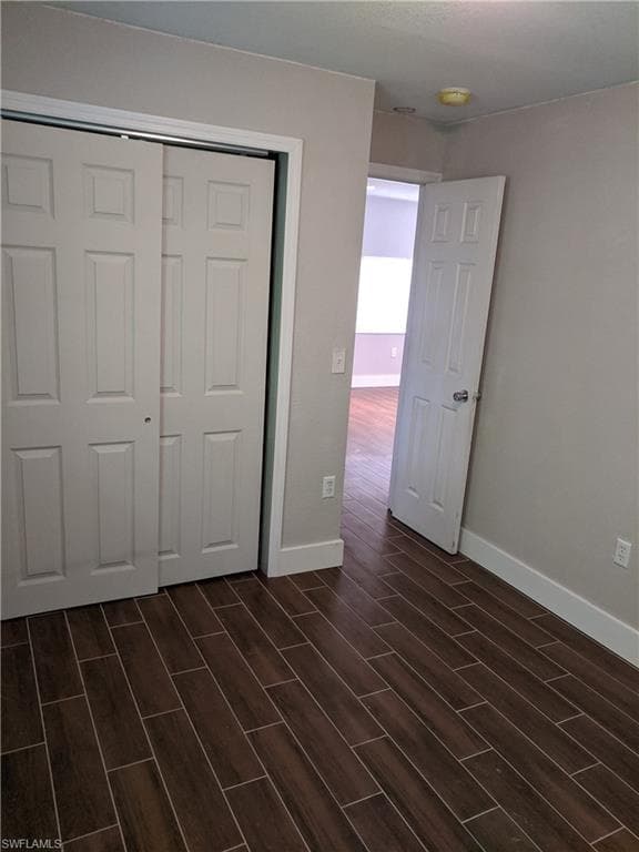 1423 Lura AVE-35