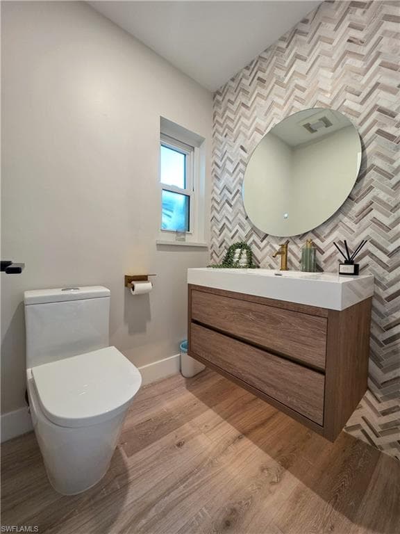 1495 Blue Point AVE # C, NAPLES FL 34102-9