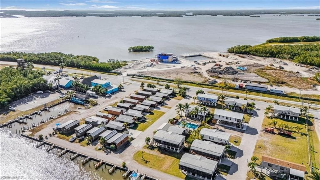 825 Copeland AVE S # 20, EVERGLADES CITY FL 34139-6