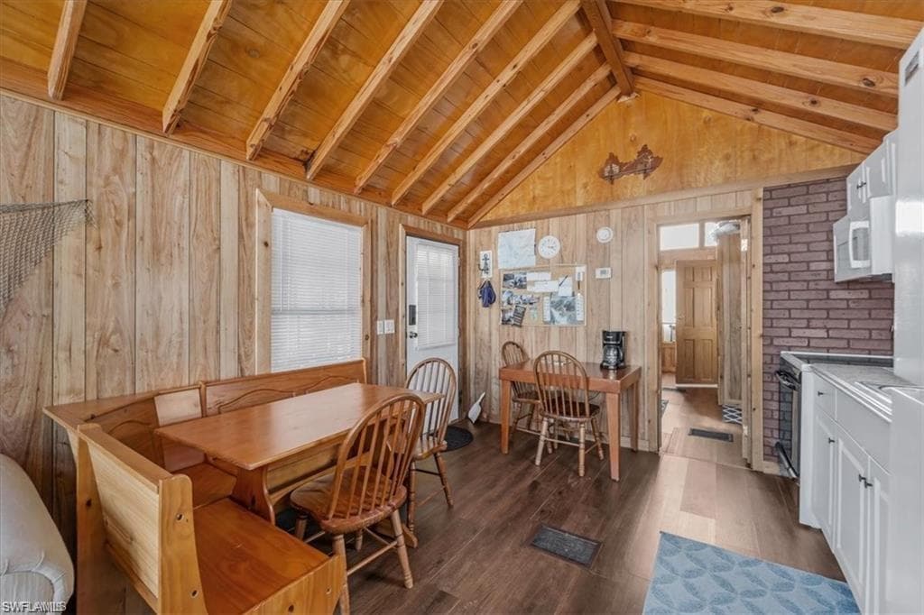 825 Copeland AVE S # 20, EVERGLADES CITY FL 34139-14