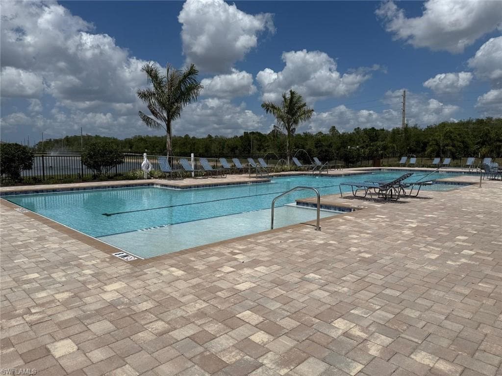 11162 Sunset Preserve DR-26