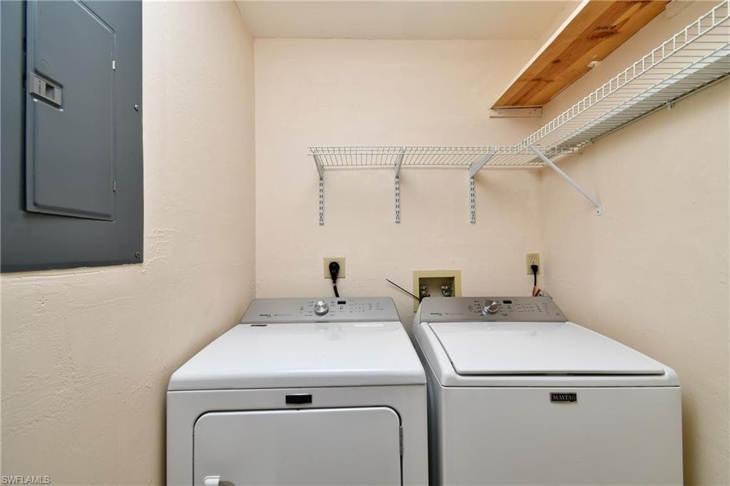 10655 Vanceboro CT, LEHIGH ACRES FL 33936-27