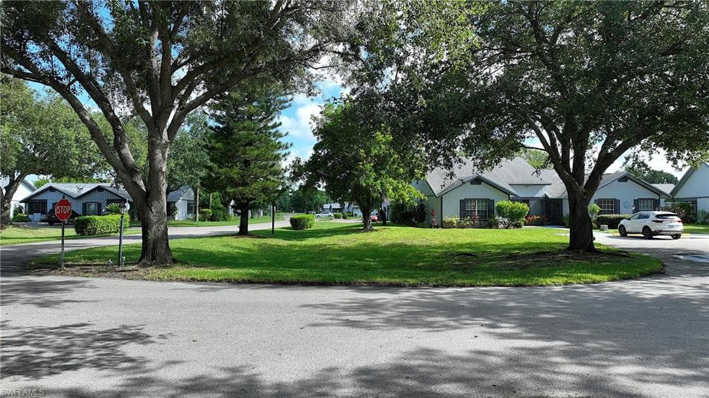 10655 Vanceboro CT, LEHIGH ACRES FL 33936-32