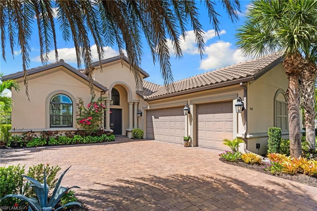 9012 Sorreno CT-1