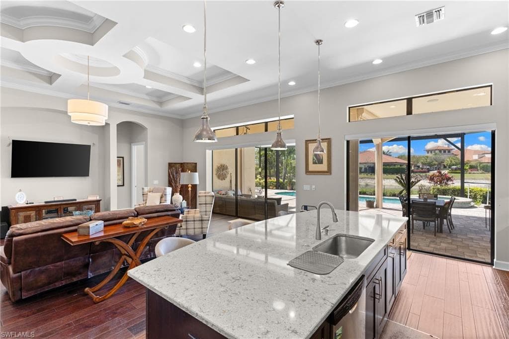 9012 Sorreno CT-15