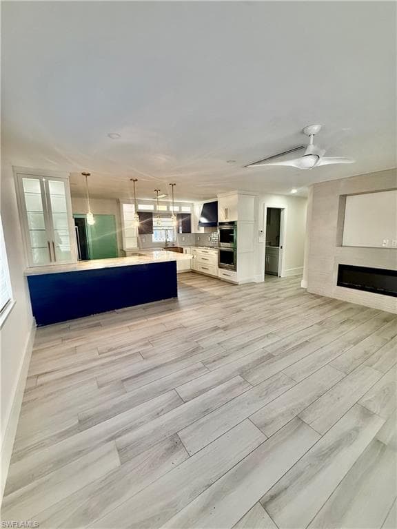 733 Pine Cone LN, NAPLES FL 34104-6