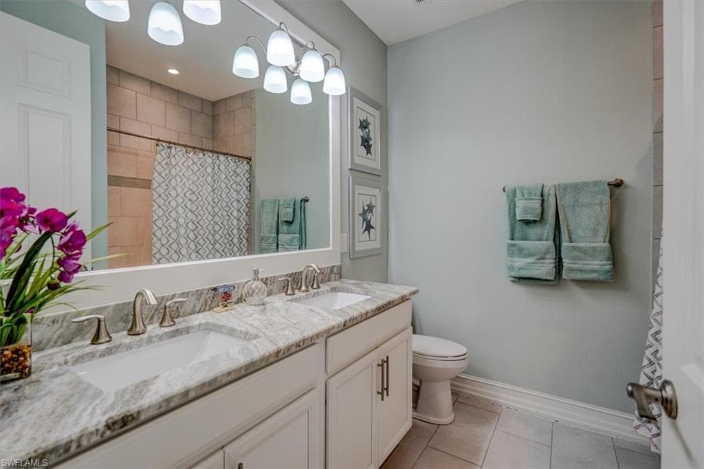 8327 Estero BLVD-27