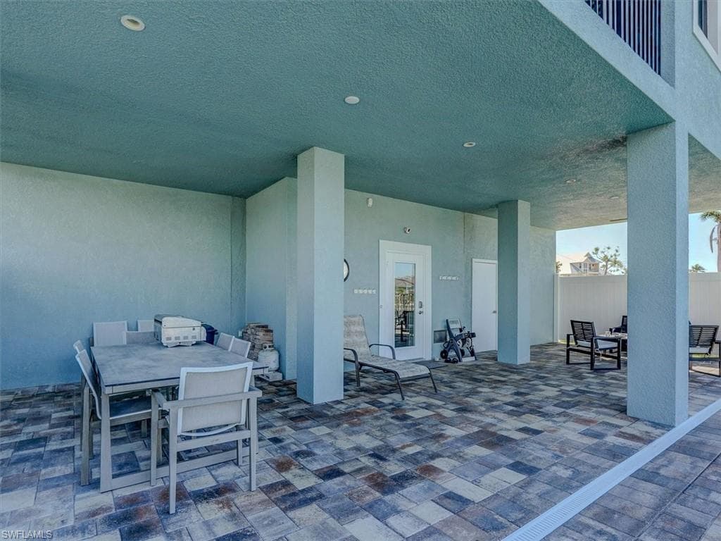 8327 Estero BLVD-48